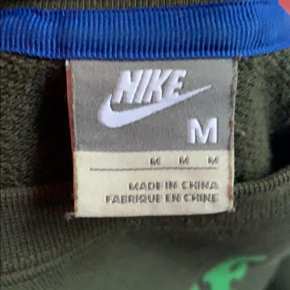 Nike sweater - Picture 3 of 3